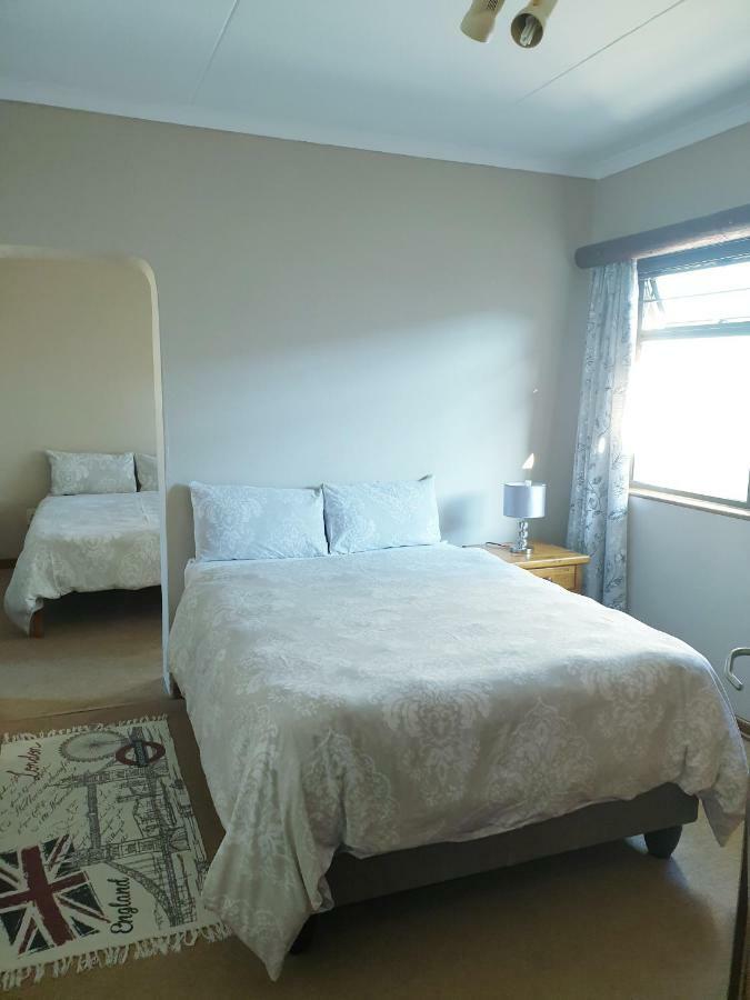 Sunflower Self-Catering Walvis Bay Bagian luar foto